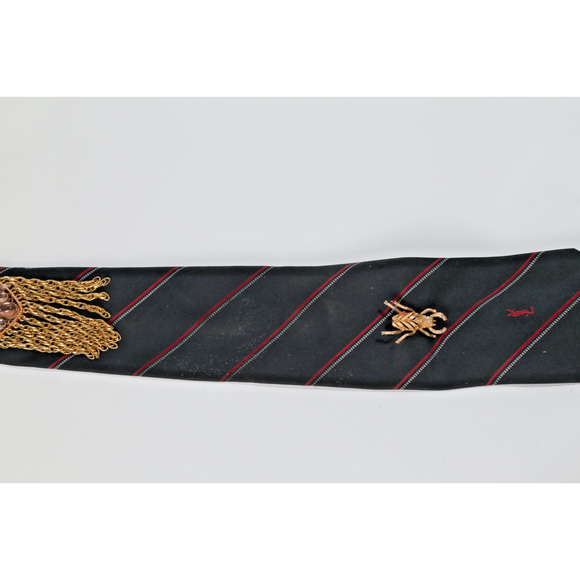 Vintage YSL Yves Saint Laurent Red Striped Silk Tie w/ Gold Brooch Motif - Picture 3 of 10